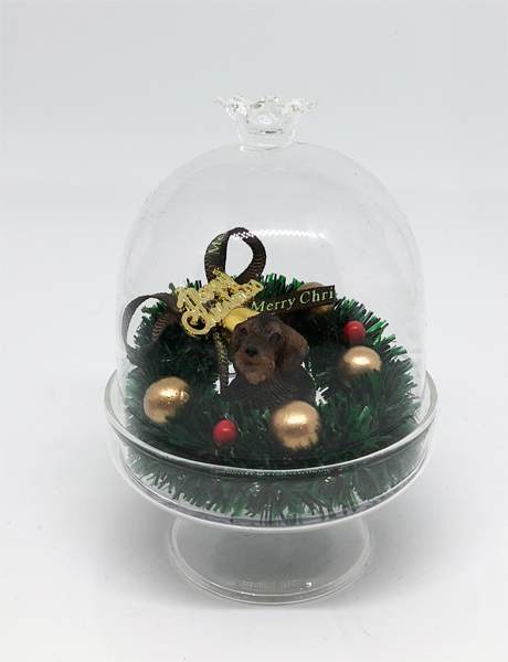 Dackel in zarter Glasglosche